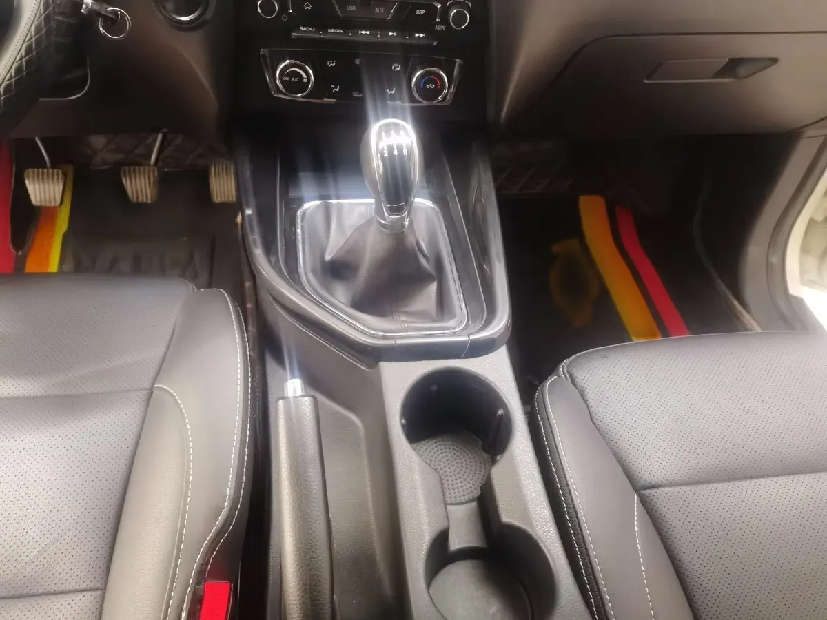 2019 DongFeng Fengon Fengon S560 1.8L 139HP L4 5MT,autocango,china used car exporter,china ev exporter,chinese used car exporter,chinese used ev exporter