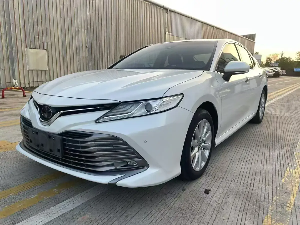 2019 Toyota Camry 2.0L 178HP L4 CVT