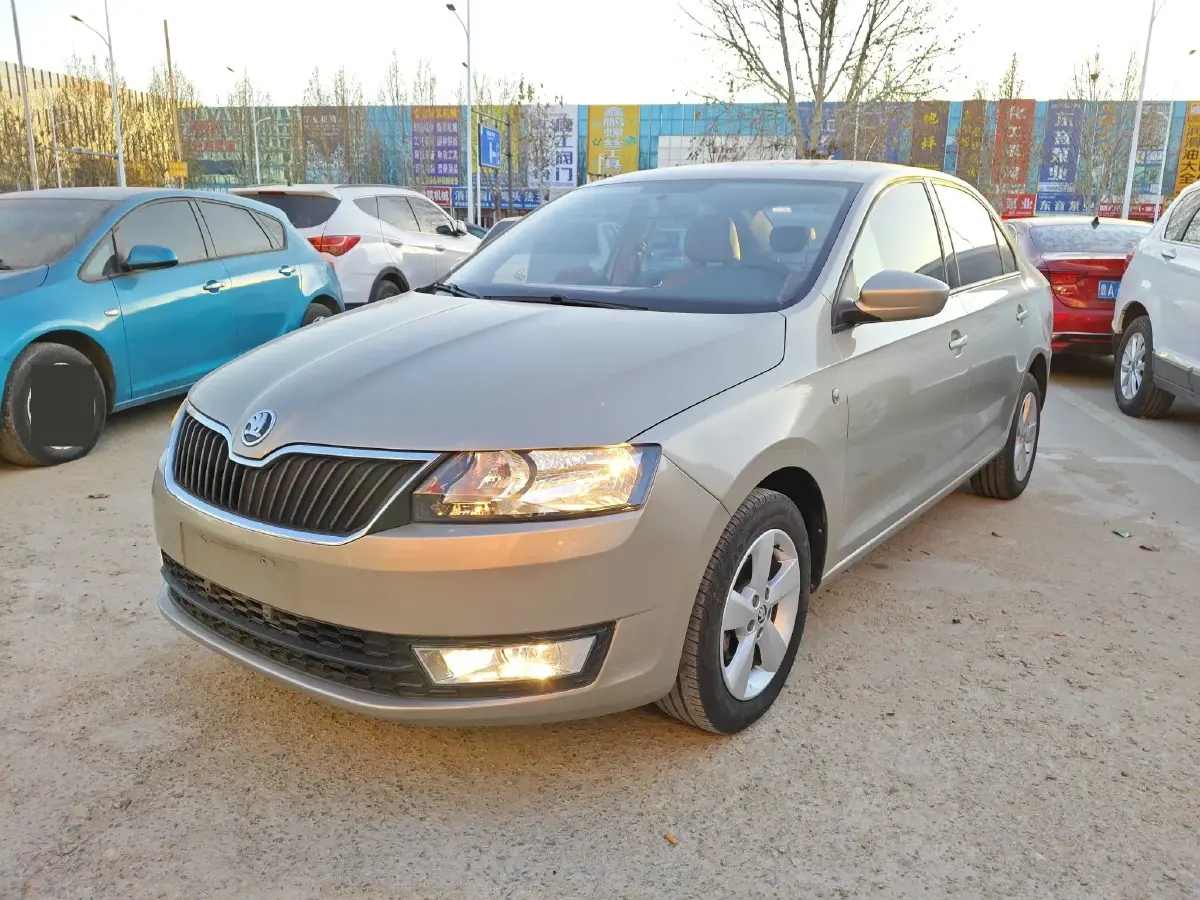2016 Skoda Rapid 1.6L 110HP L4 6AT