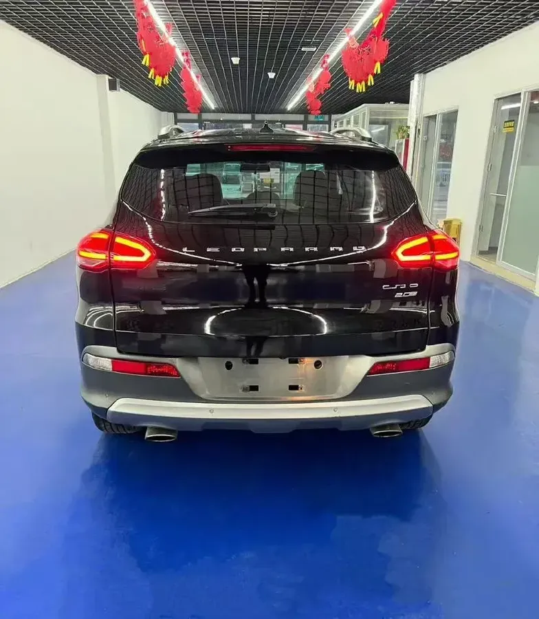 2017 Leopaard CS10 2.0T 177HP L4 6MT,autocango,china used car exporter,china ev exporter,chinese used car exporter,chinese used ev exporter