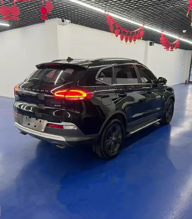 2017 Leopaard CS10 2.0T 177HP L4 6MT,autocango,china used car exporter,china ev exporter,chinese used car exporter,chinese used ev exporter