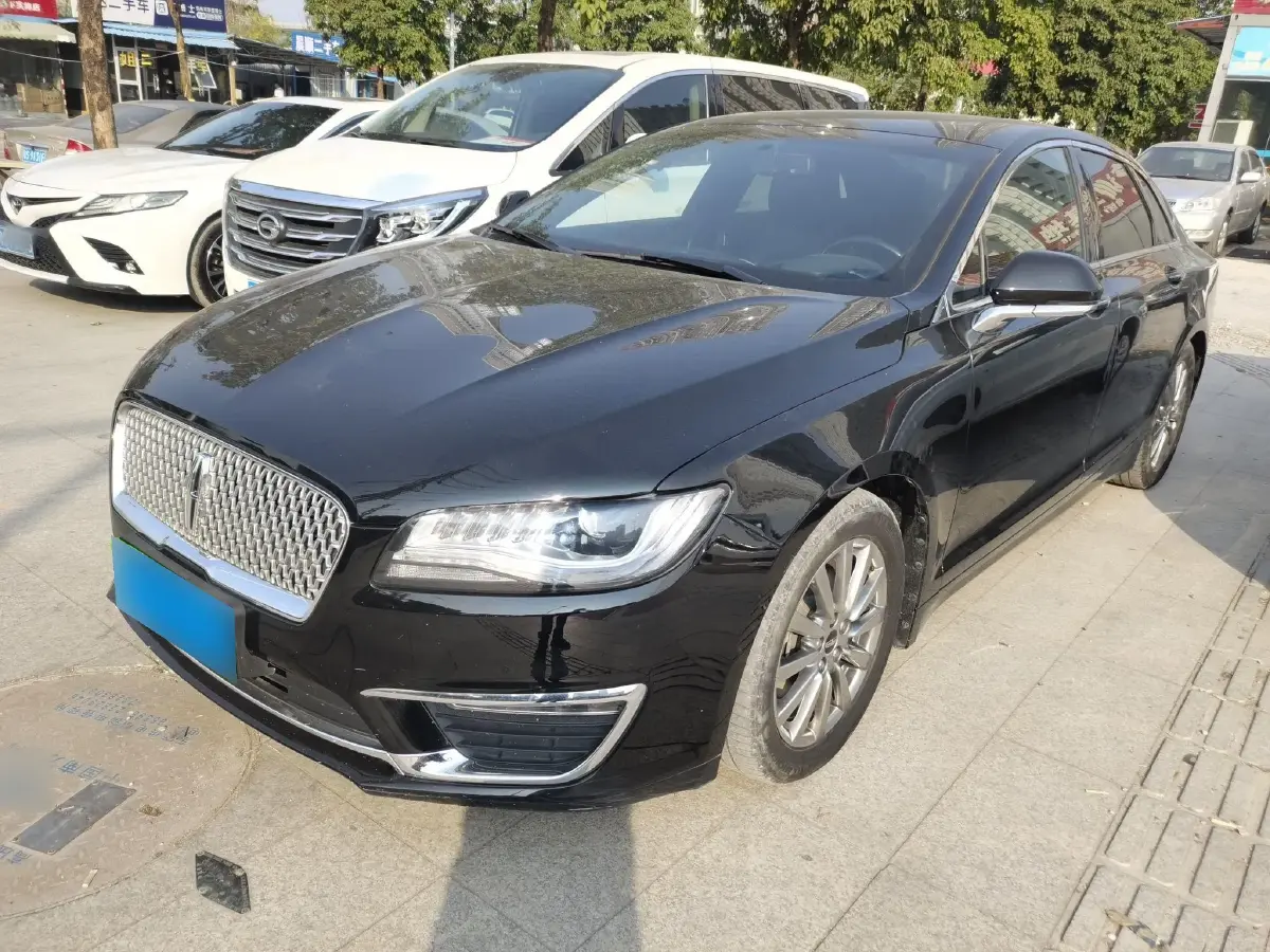 2018 Lincoln MKZ 2.0T 203HP L4 6AT