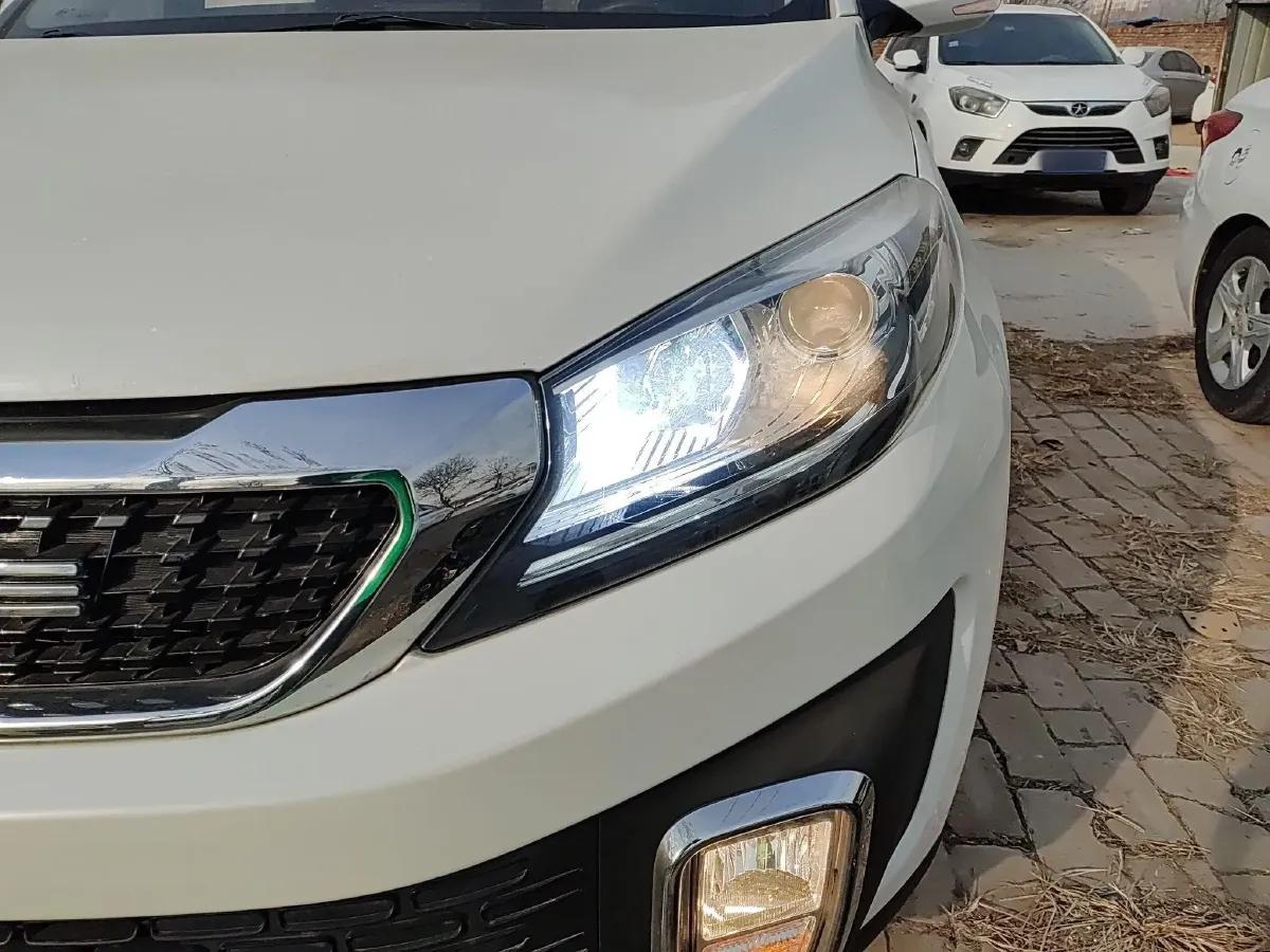 2016 BAIC ChangHe Q35 1.5L 116HP L4 5MT,autocango,china used car exporter,china ev exporter,chinese used car exporter,chinese used ev exporter