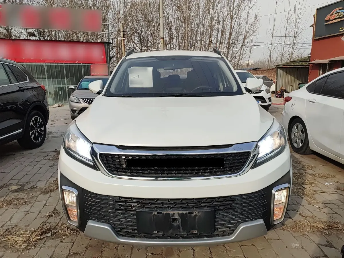 2016 BAIC ChangHe Q35 1.5L 116HP L4 5MT,autocango,china used car exporter,china ev exporter,chinese used car exporter,chinese used ev exporter