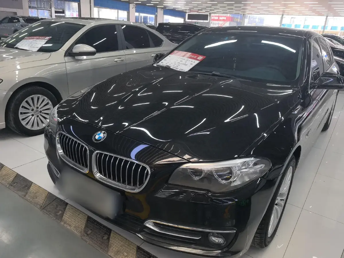 2014 BMW 5 Series 2.0T 218HP L4 8AT