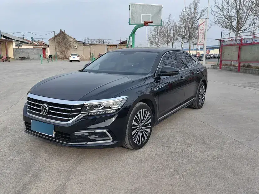 2021 Volkswagen Passat 2.0T 186HP L4 7DCT