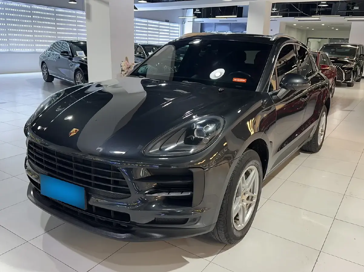 2020 Porsche Macan 2.0T 252HP L4 7DCT