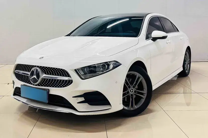 2020 Mercedes-Benz A Class 1.3T 136HP L4 7DCT
