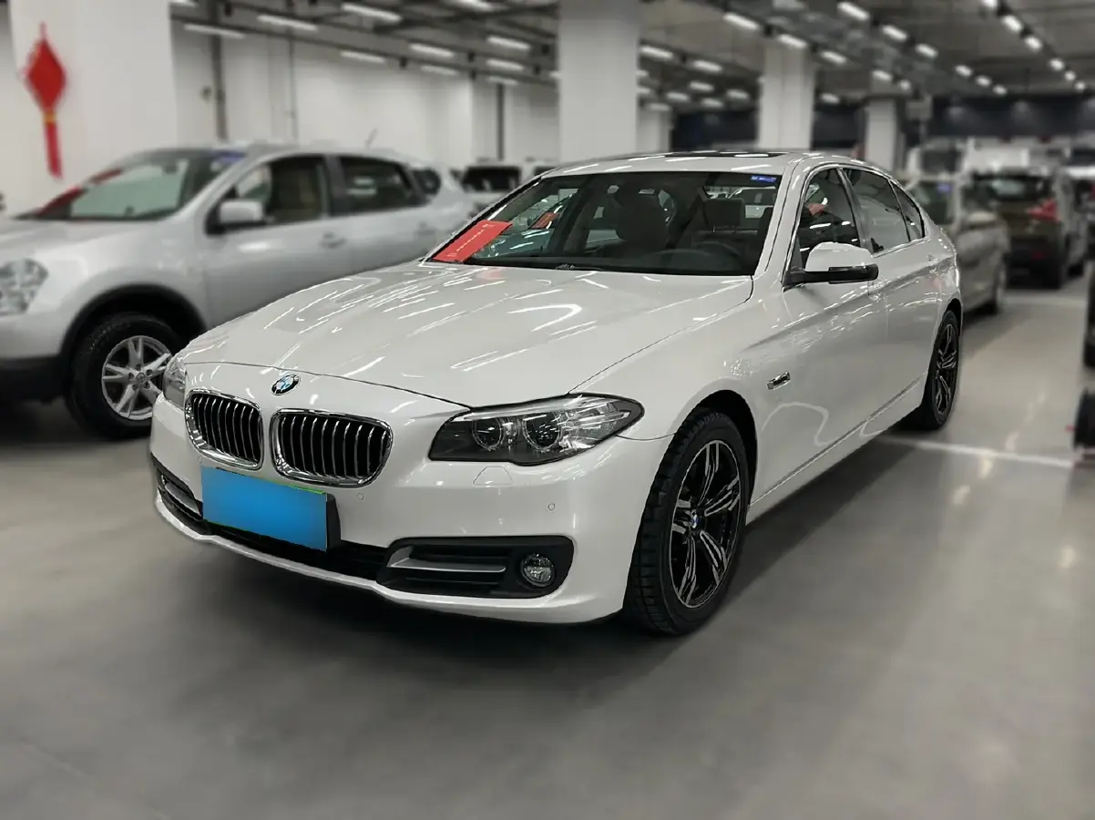 2014 BMW 5 Series 2.0T 245HP L4 8AT