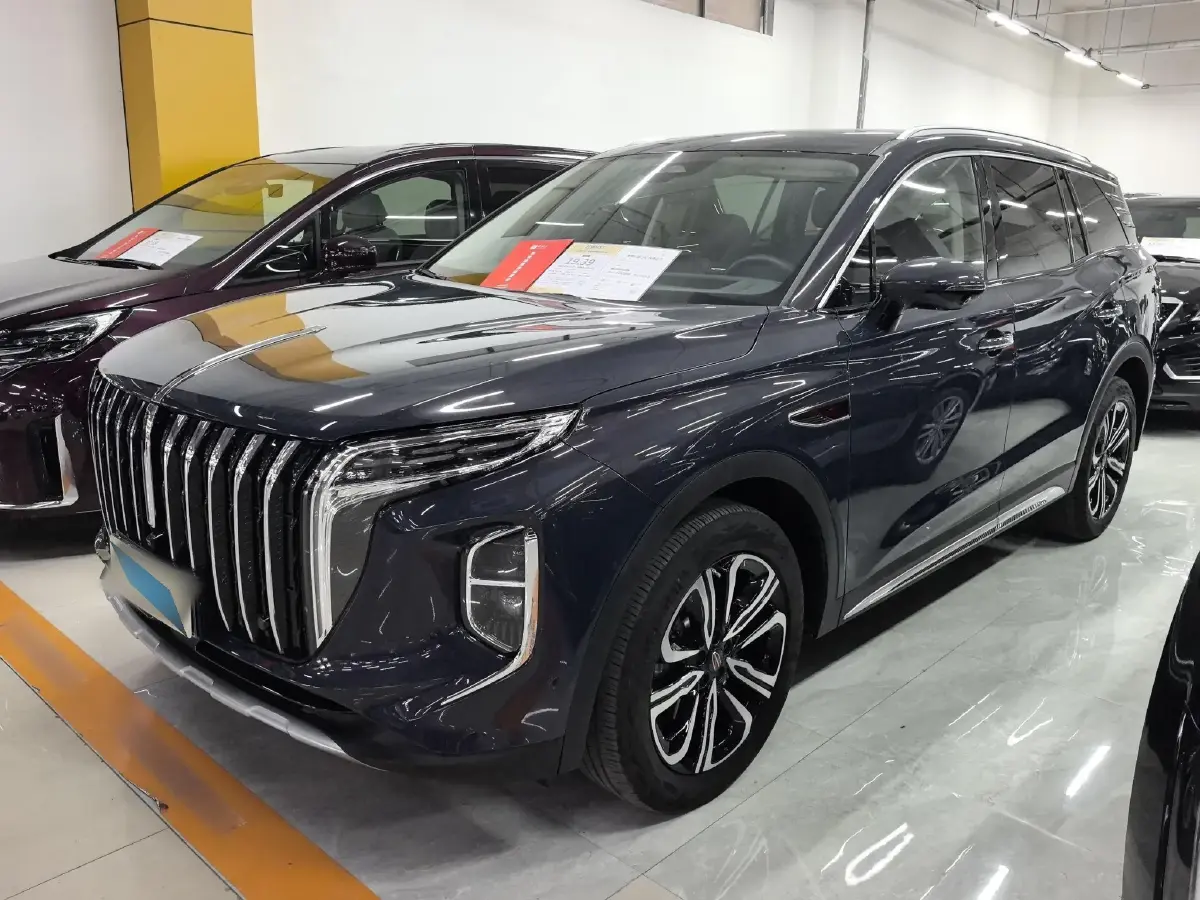 2023 HongQi HS7 2.0T 252HP L4 8AT