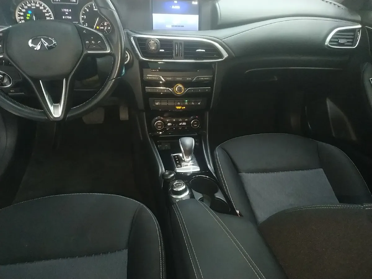 2017 Infiniti QX30 1.6T 156HP L4 7DCT,autocango,china used car exporter,china ev exporter,chinese used car exporter,chinese used ev exporter