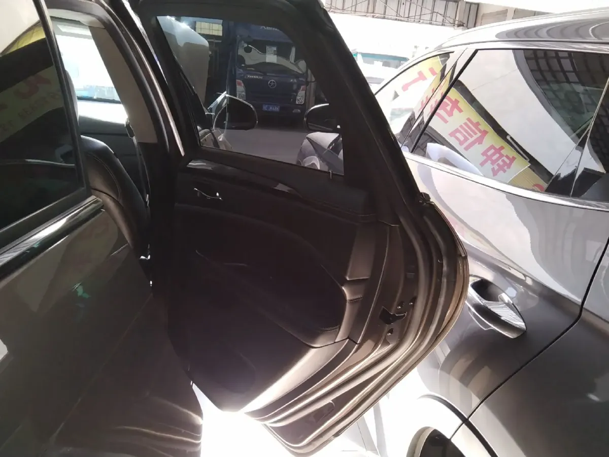 2015 Cadillac SRX 3.0L 271HP V6 6AT,autocango,china used car exporter,china ev exporter,chinese used car exporter,chinese used ev exporter