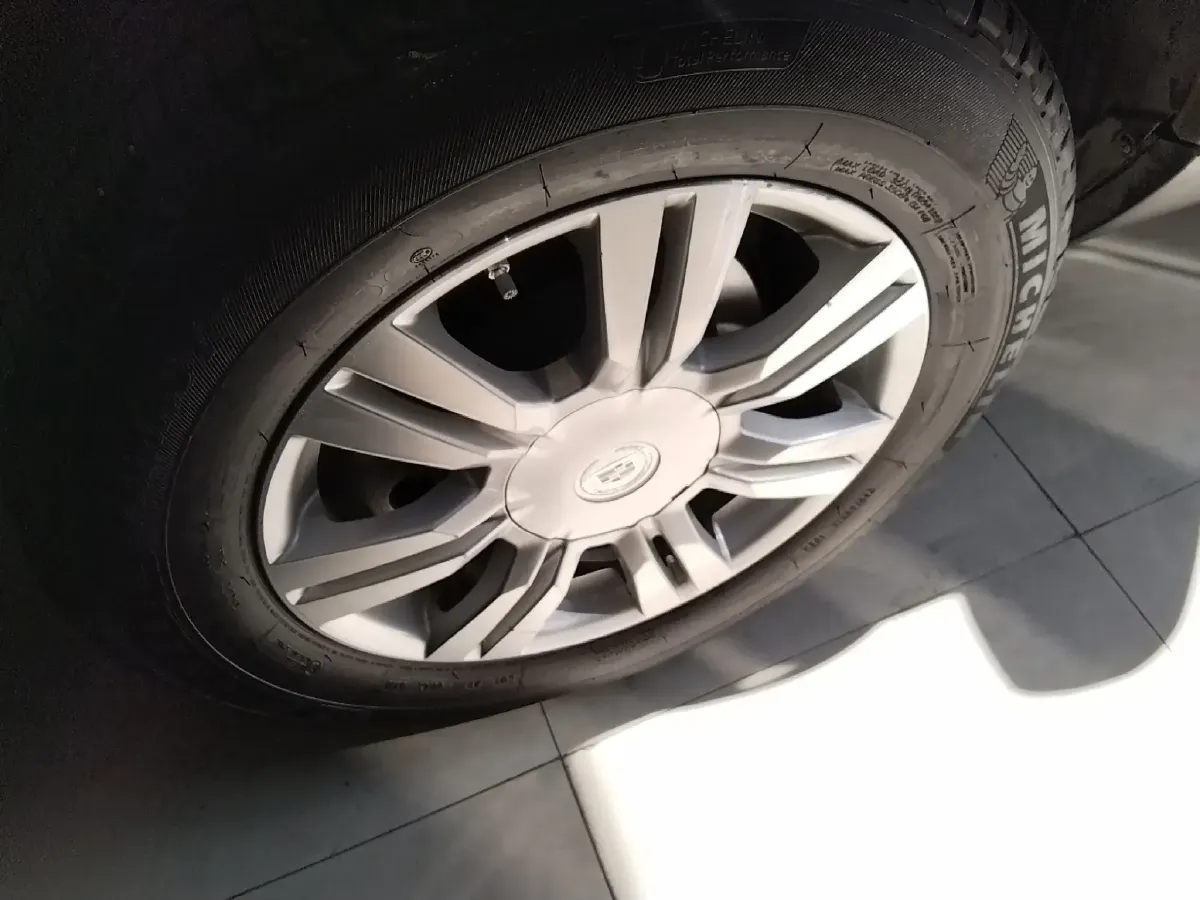 2015 Cadillac SRX 3.0L 271HP V6 6AT,autocango,china used car exporter,china ev exporter,chinese used car exporter,chinese used ev exporter