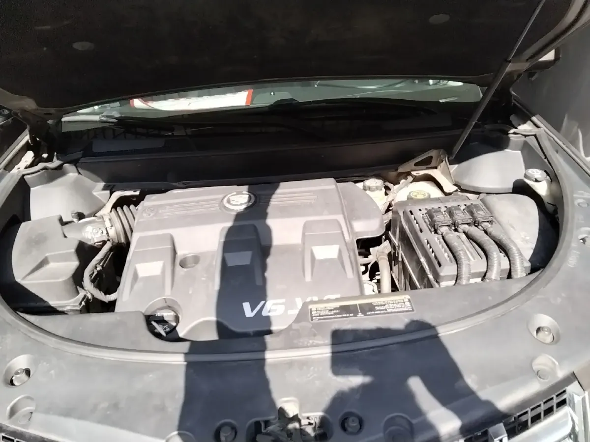 2015 Cadillac SRX 3.0L 271HP V6 6AT,autocango,china used car exporter,china ev exporter,chinese used car exporter,chinese used ev exporter