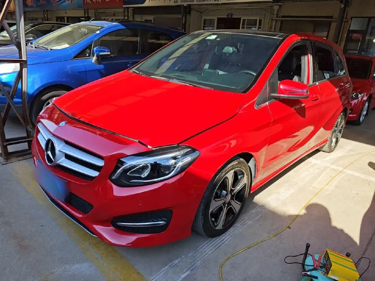 2015 Mercedes-Benz B Class 1.6T 156HP L4 7DCT
