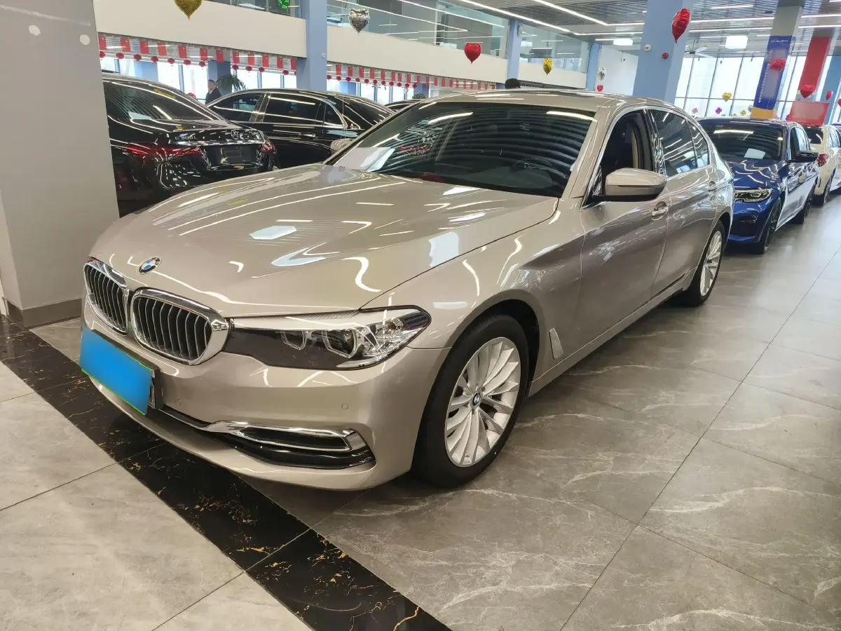 2019 BMW 5 Series 2.0T 184HP L4 8AT