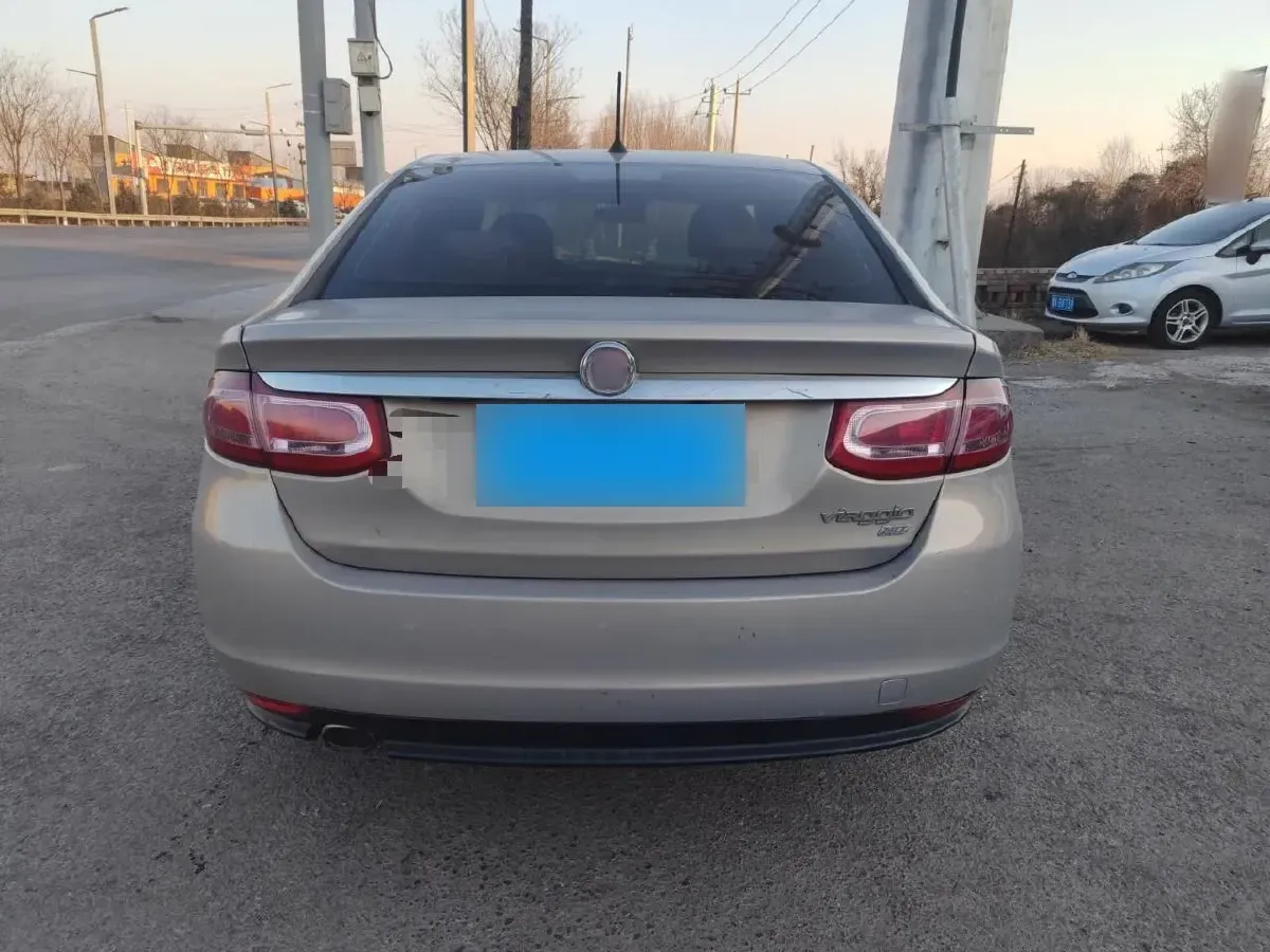 2015 Fiat Viaggio 1.4T 120HP L4 5MT,autocango,china used car exporter,china ev exporter,chinese used car exporter,chinese used ev exporter