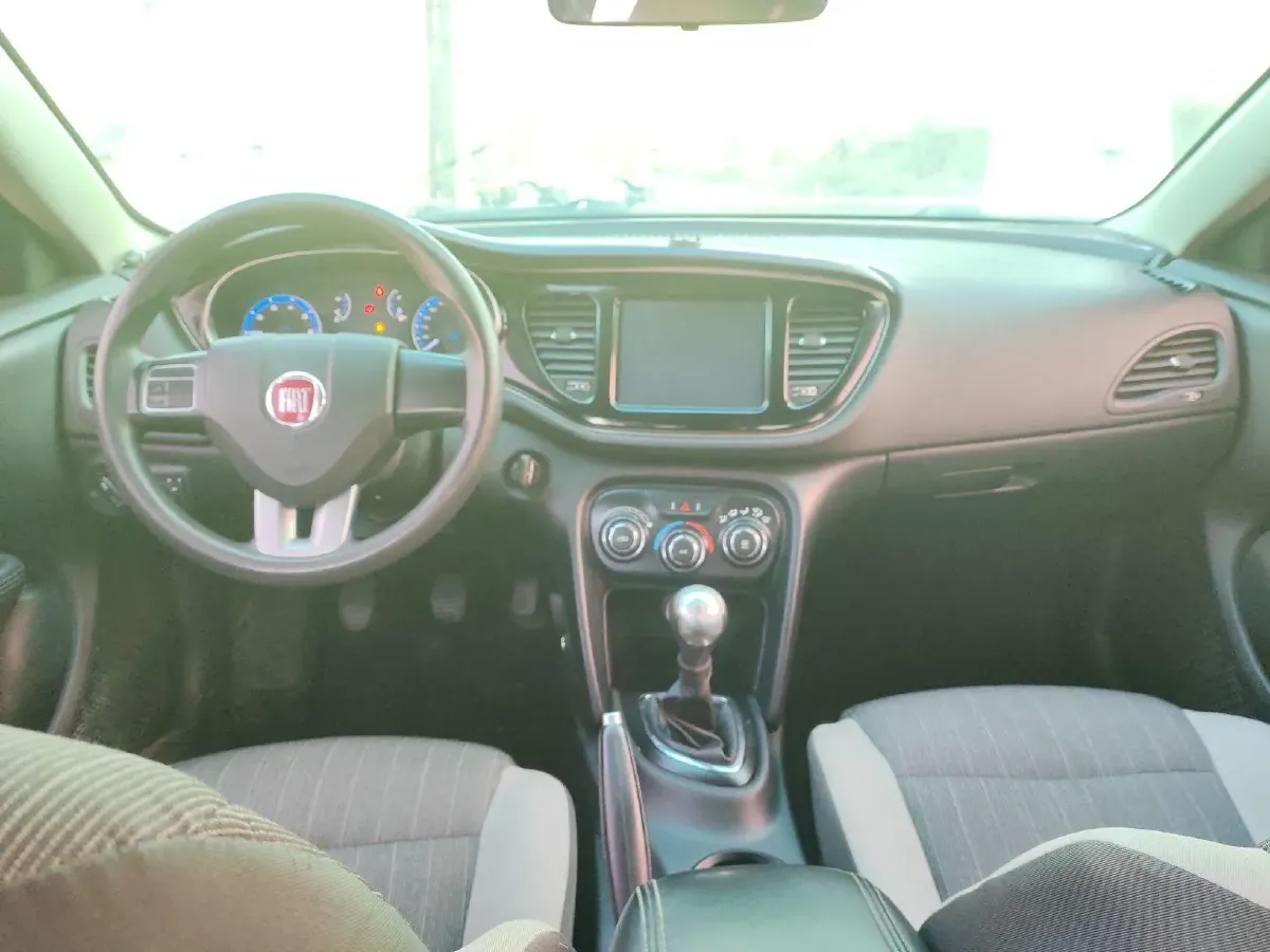 2015 Fiat Viaggio 1.4T 120HP L4 5MT,autocango,china used car exporter,china ev exporter,chinese used car exporter,chinese used ev exporter