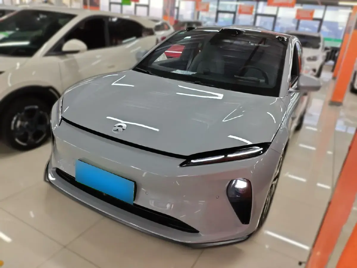 2024 NIO ET5 BEV 75KWH