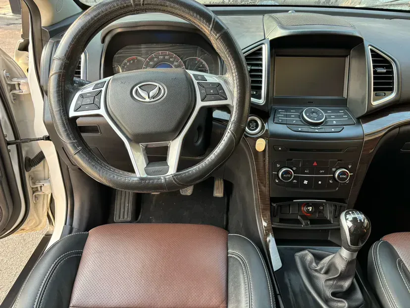 2016 BAIC Hyosow S6 1.5T 150HP L4 6MT,autocango,china used car exporter,china ev exporter,chinese used car exporter,chinese used ev exporter