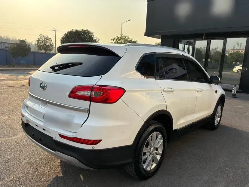 2016 BAIC Hyosow S6 1.5T 150HP L4 6MT,autocango,china used car exporter,china ev exporter,chinese used car exporter,chinese used ev exporter