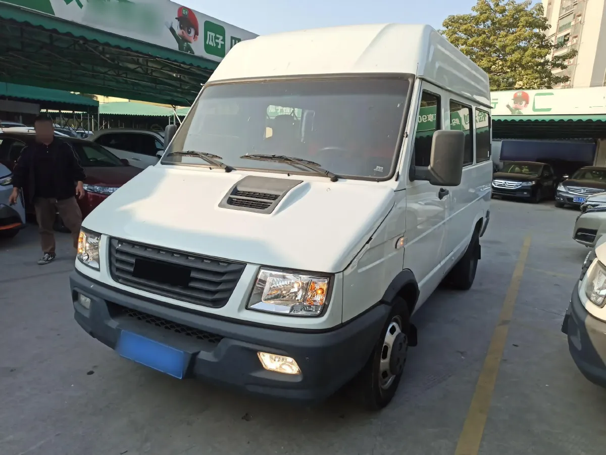 2021 Iveco DeYi 2.5T 122HP L4 5MT,autocango,china used car exporter,china ev exporter,chinese used car exporter,chinese used ev exporter