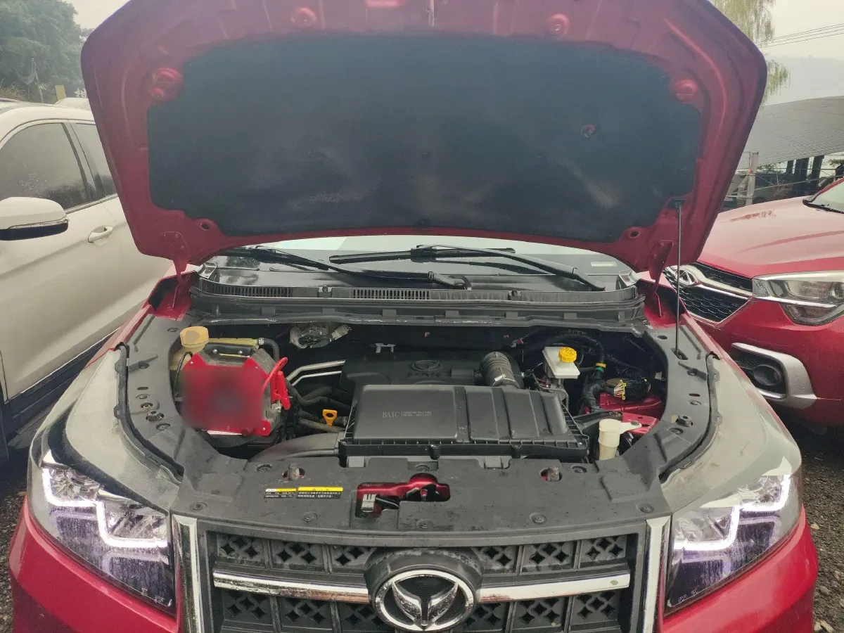 2016 BAIC Hyosow S3 1.5L 113HP L4 5MT,autocango,china used car exporter,china ev exporter,chinese used car exporter,chinese used ev exporter