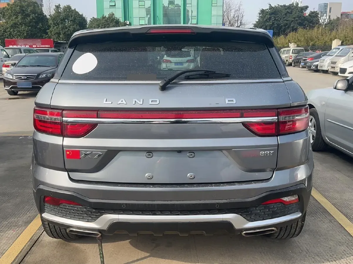 2018 Landwind X7 1.5T 163HP L4 8AT,autocango,china used car exporter,china ev exporter,chinese used car exporter,chinese used ev exporter