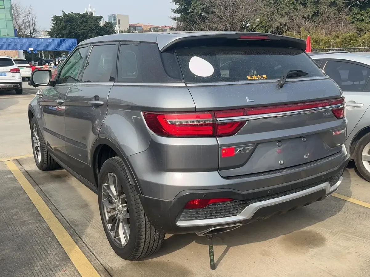 2018 Landwind X7 1.5T 163HP L4 8AT,autocango,china used car exporter,china ev exporter,chinese used car exporter,chinese used ev exporter