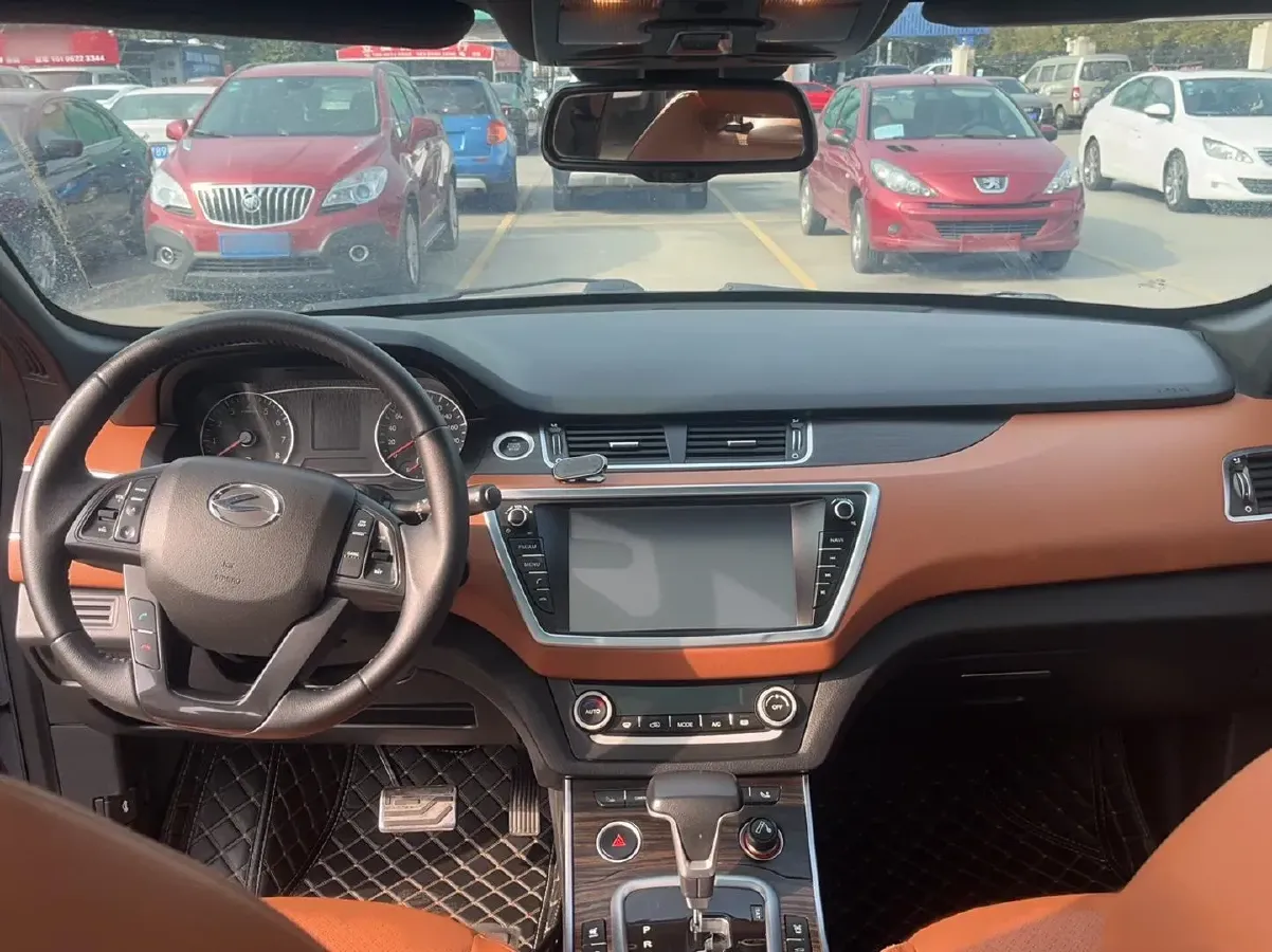 2018 Landwind X7 1.5T 163HP L4 8AT,autocango,china used car exporter,china ev exporter,chinese used car exporter,chinese used ev exporter