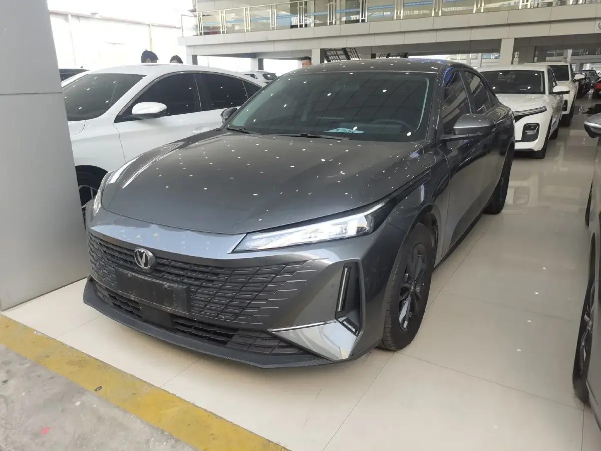 2023 ChangAn Lamore 1.5T 170HP L4 7DCT