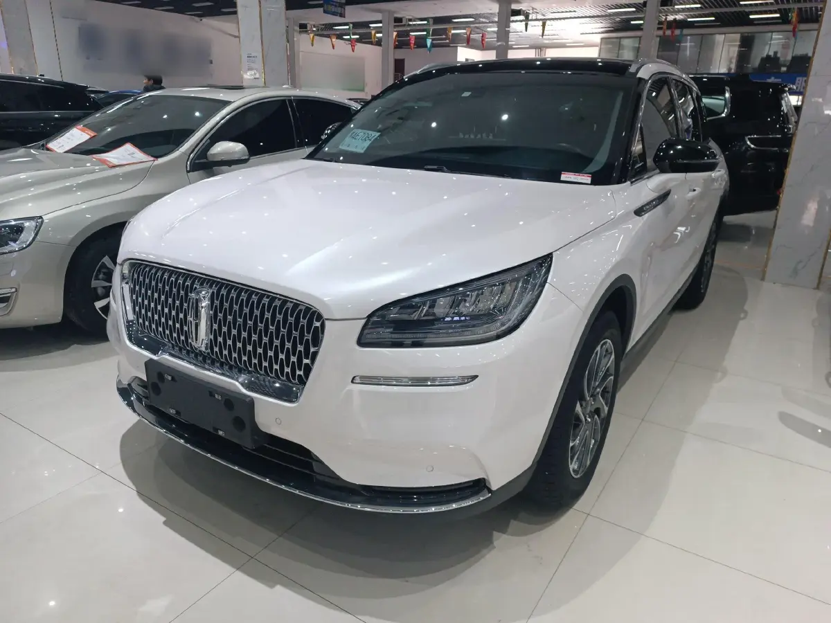 2022 Lincoln Corsair 2.0T 245HP L4 8AT