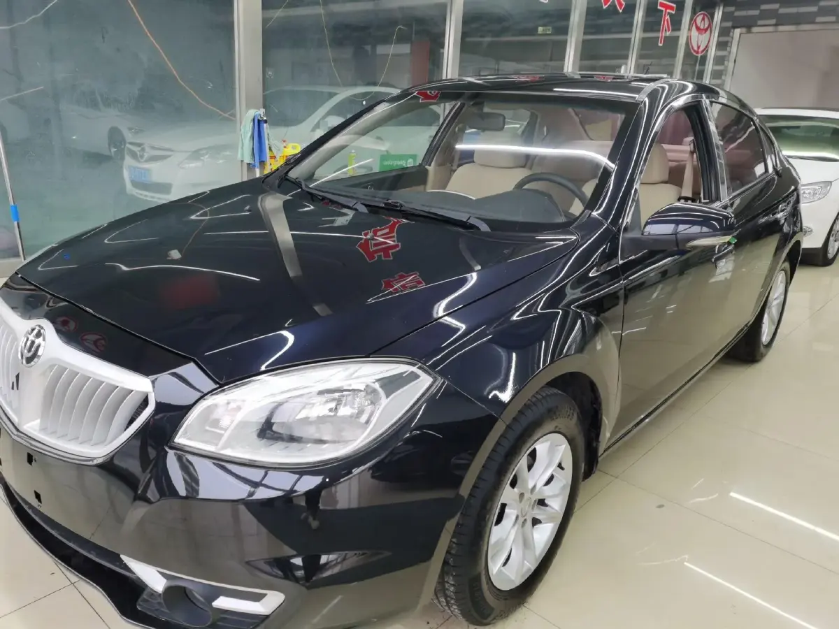 2013 Brilliance Auto H330 1.5L 105HP L4 5MT