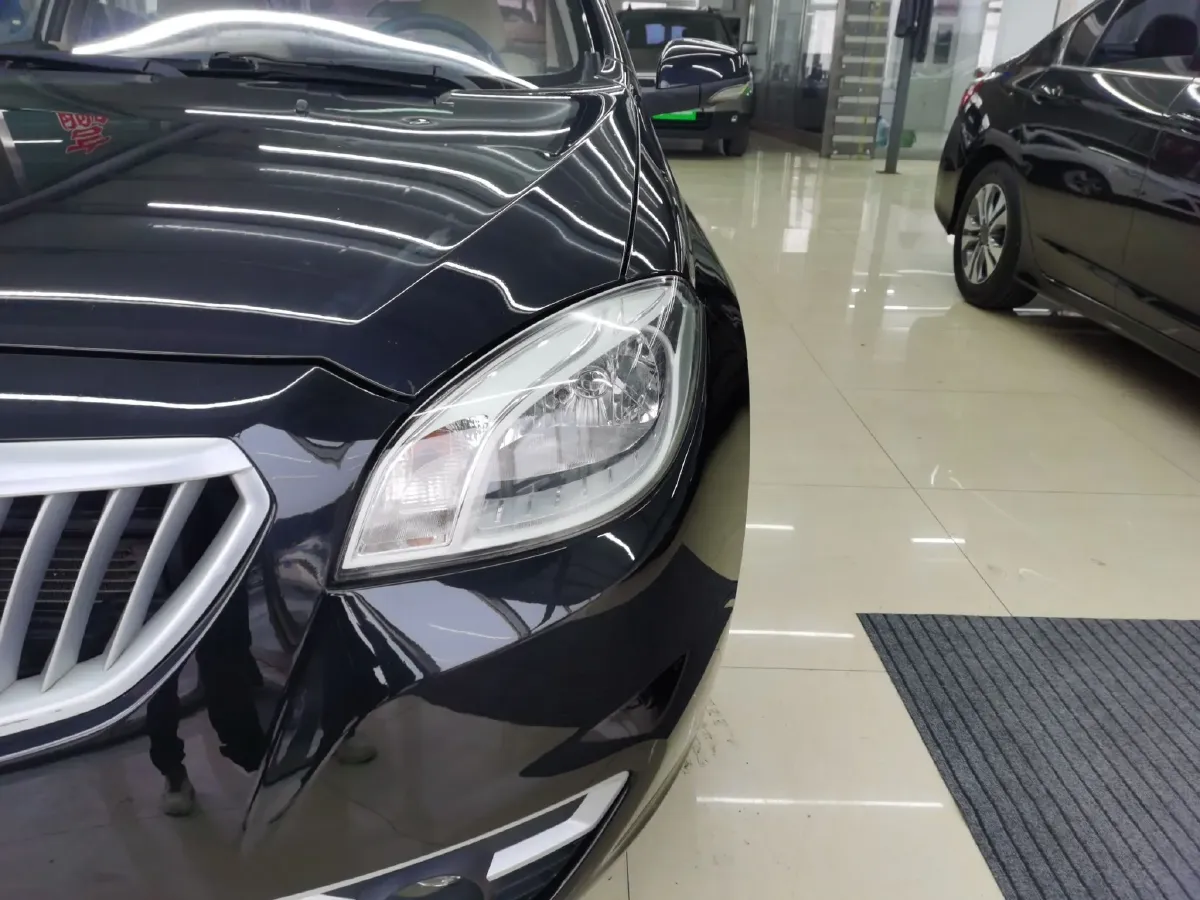 2013 Brilliance Auto H330 1.5L 105HP L4 5MT,autocango,china used car exporter,china ev exporter,chinese used car exporter,chinese used ev exporter