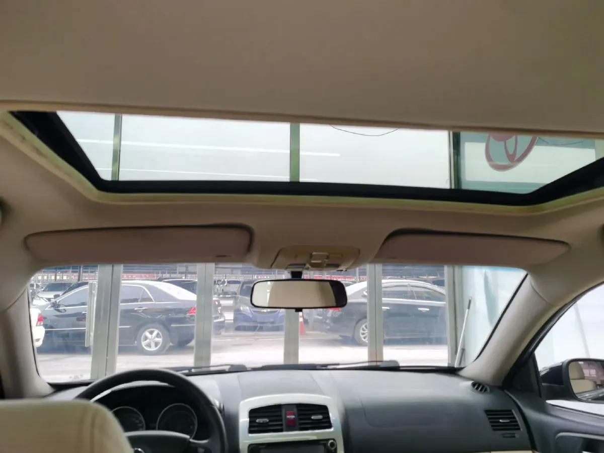 2013 Brilliance Auto H330 1.5L 105HP L4 5MT,autocango,china used car exporter,china ev exporter,chinese used car exporter,chinese used ev exporter