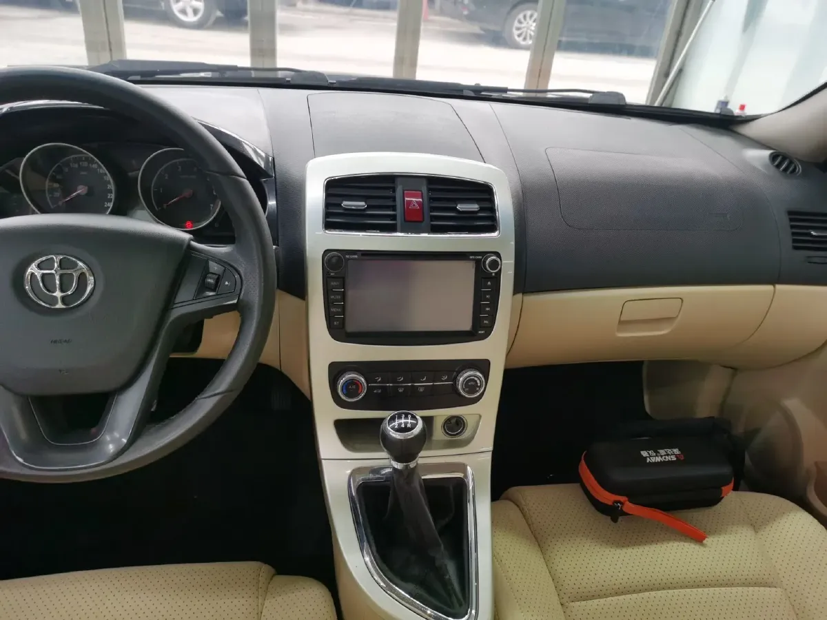 2013 Brilliance Auto H330 1.5L 105HP L4 5MT,autocango,china used car exporter,china ev exporter,chinese used car exporter,chinese used ev exporter