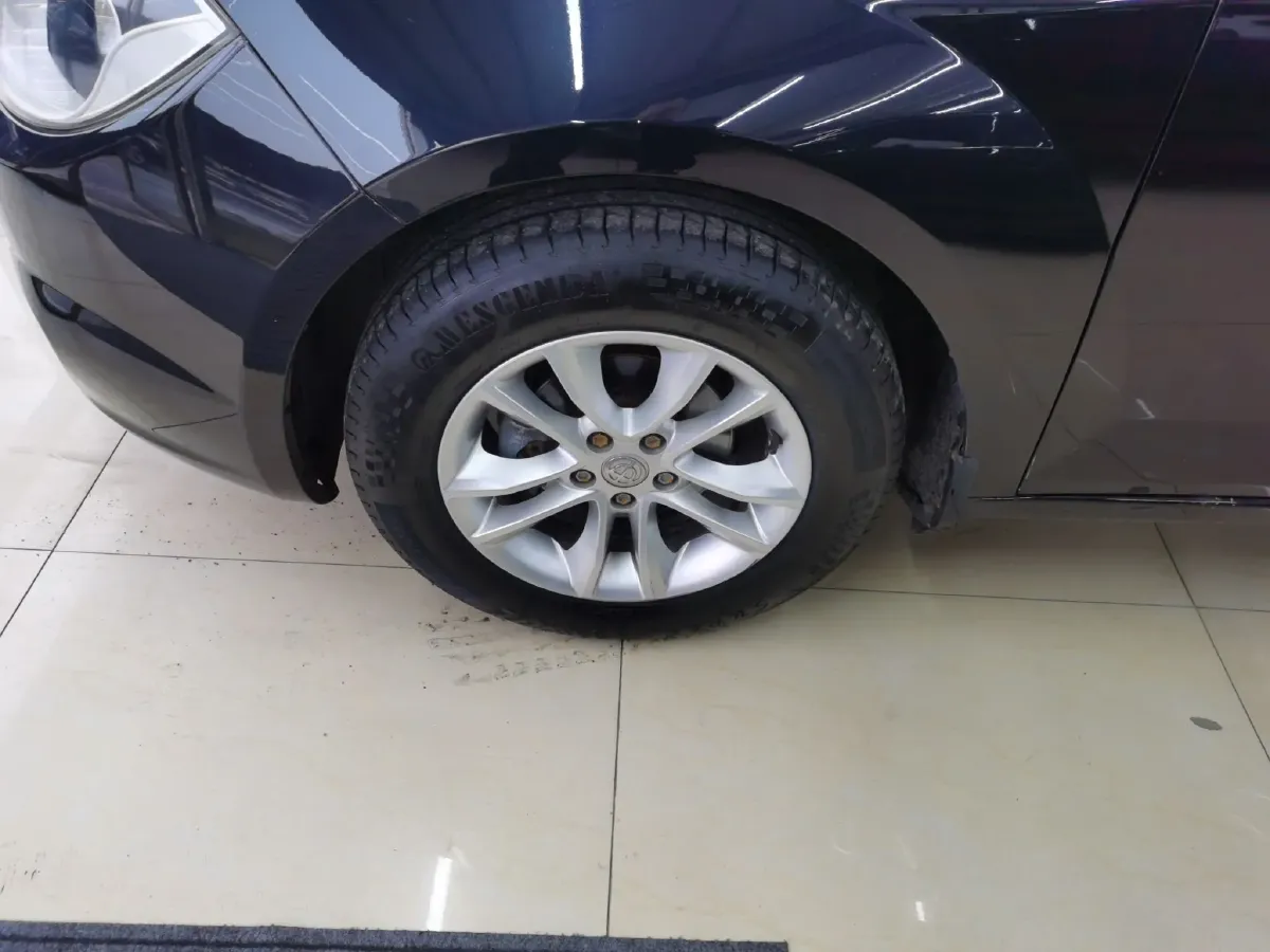 2013 Brilliance Auto H330 1.5L 105HP L4 5MT,autocango,china used car exporter,china ev exporter,chinese used car exporter,chinese used ev exporter