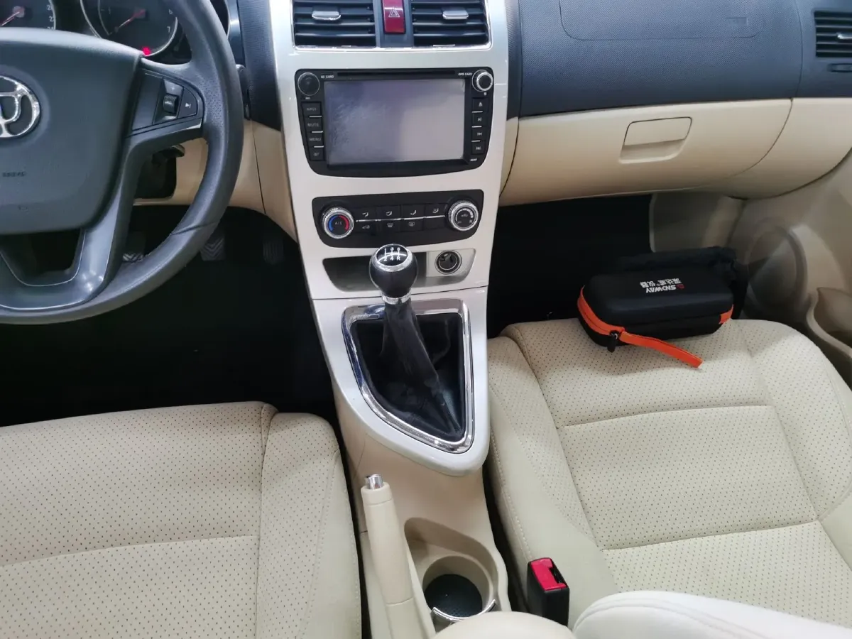 2013 Brilliance Auto H330 1.5L 105HP L4 5MT,autocango,china used car exporter,china ev exporter,chinese used car exporter,chinese used ev exporter