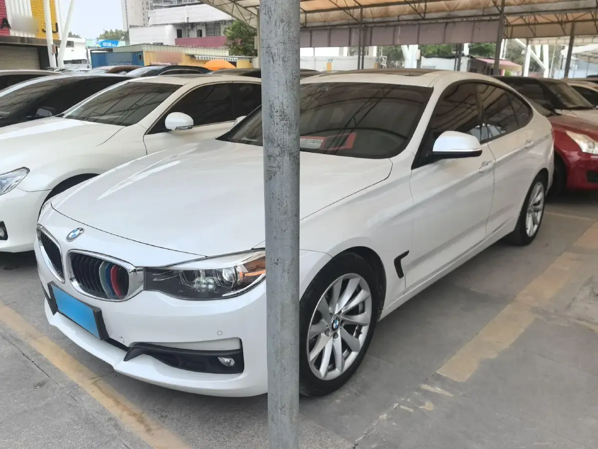 2018 BMW 3 Series GT 2.0T 184HP L4 8AT