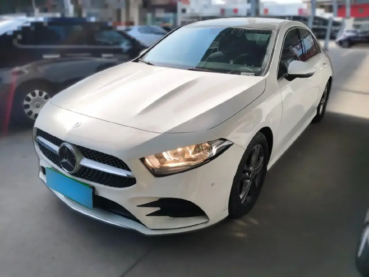 2022 Mercedes-Benz A Class 1.3T 136HP L4 7DCT