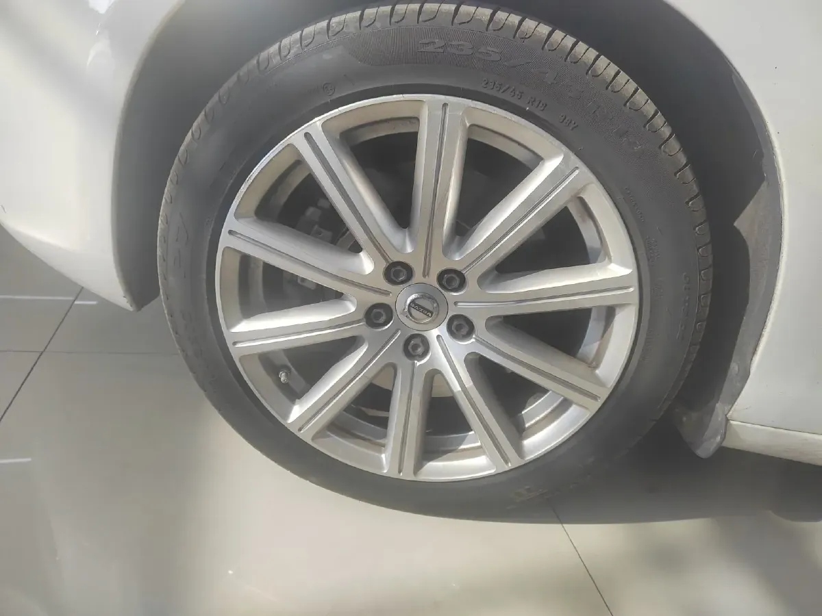 2018 Volvo S60 PHEV 2.0T 238HP L4 8AT PHEV 11.2KWH,autocango,china used car exporter,china ev exporter,chinese used car exporter,chinese used ev exporter