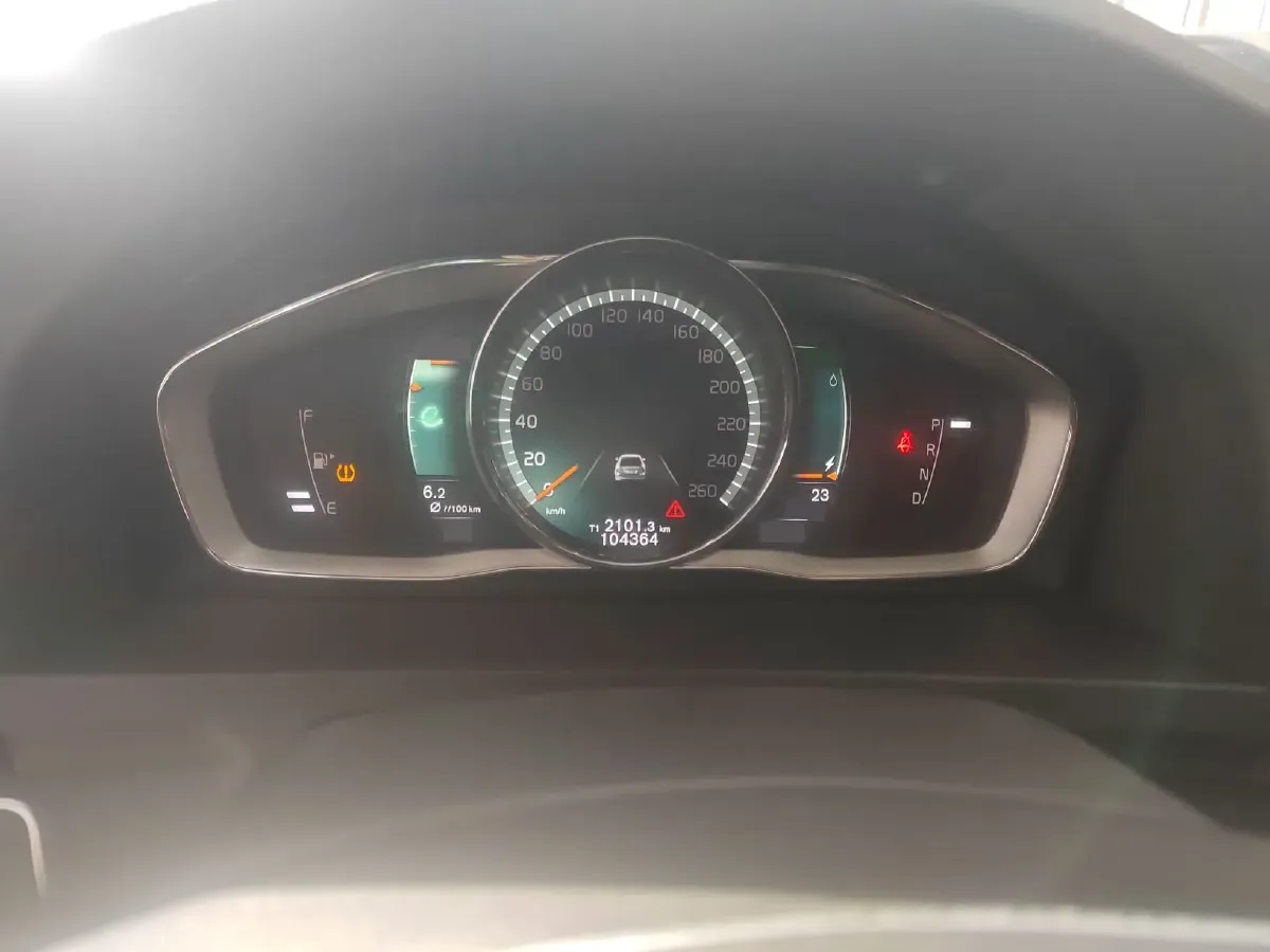 2018 Volvo S60 PHEV 2.0T 238HP L4 8AT PHEV 11.2KWH,autocango,china used car exporter,china ev exporter,chinese used car exporter,chinese used ev exporter