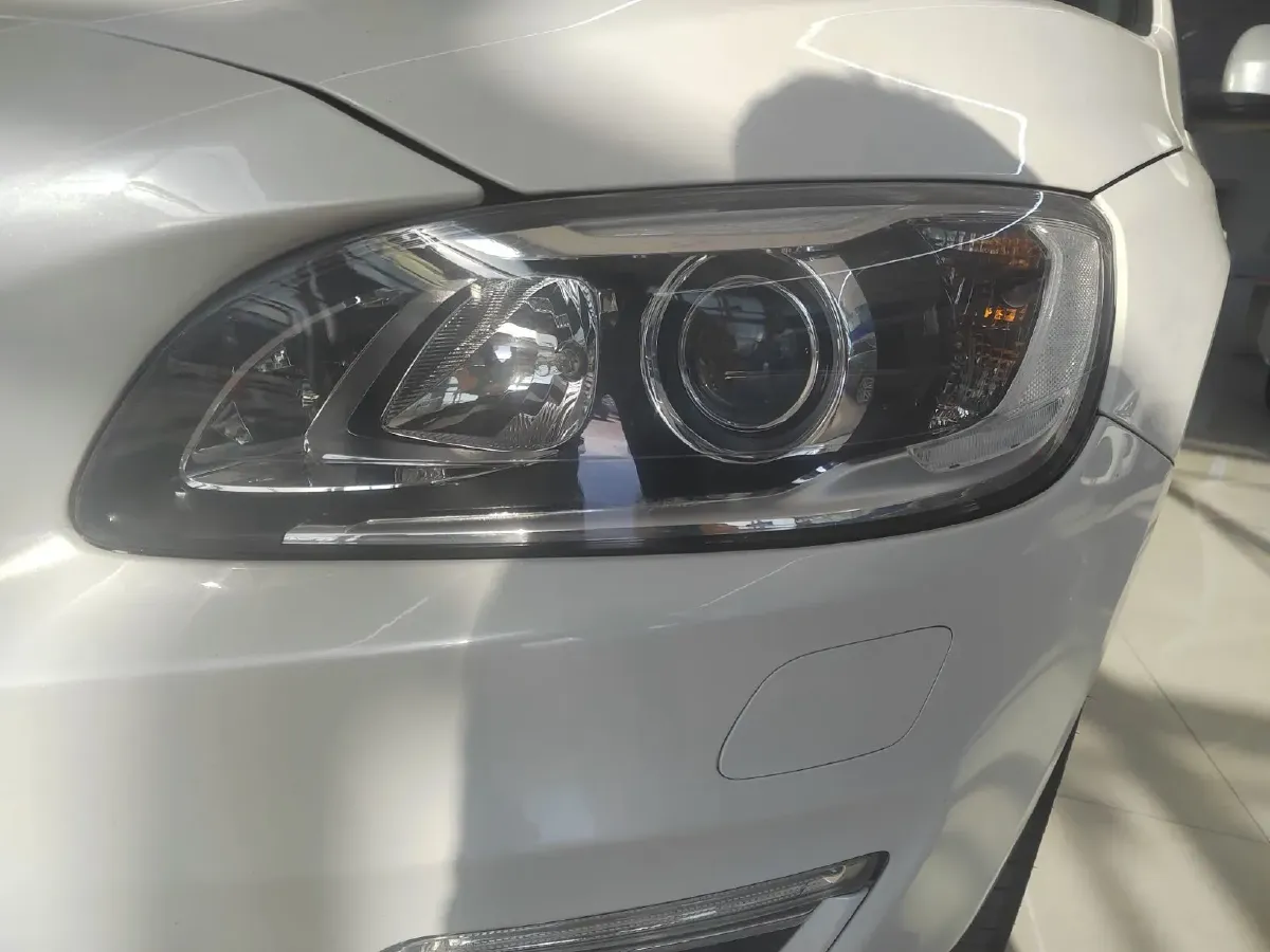 2018 Volvo S60 PHEV 2.0T 238HP L4 8AT PHEV 11.2KWH,autocango,china used car exporter,china ev exporter,chinese used car exporter,chinese used ev exporter