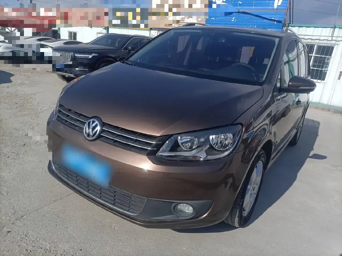2013 Volkswagen Touran 1.4T 131HP L4 7DCT