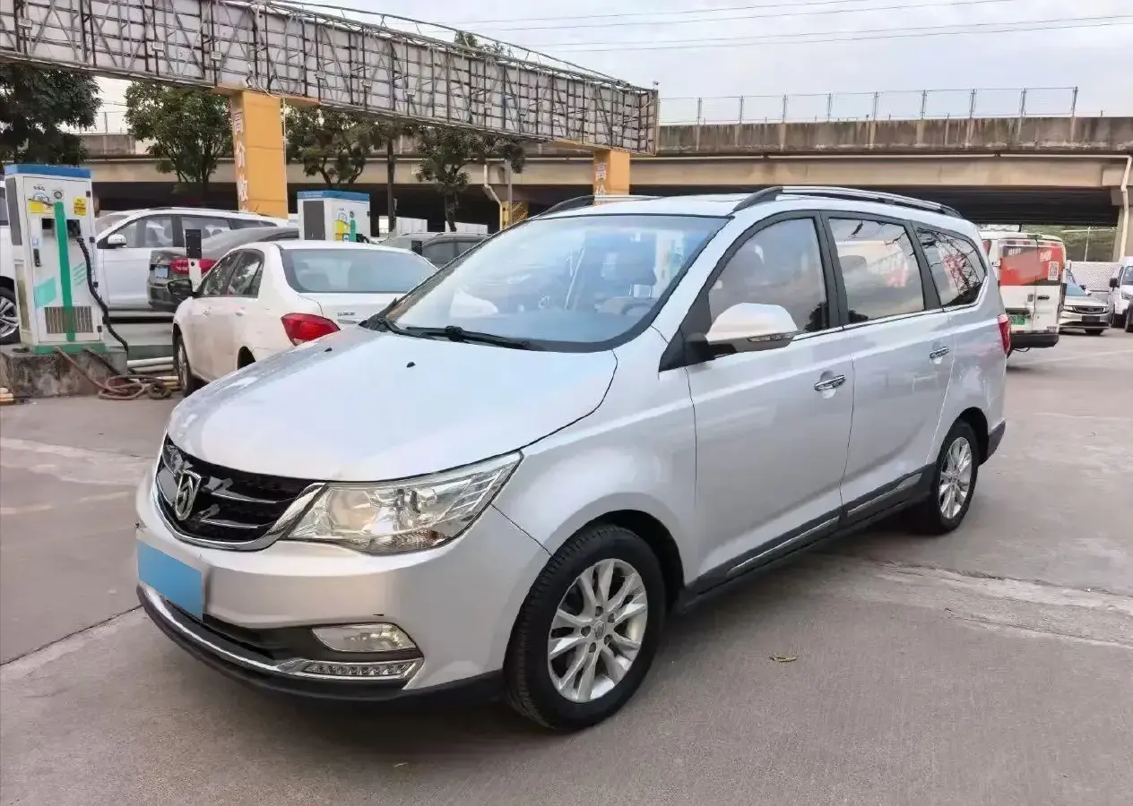 2016 BaoJun 730 1.5L 112HP L4 5MT