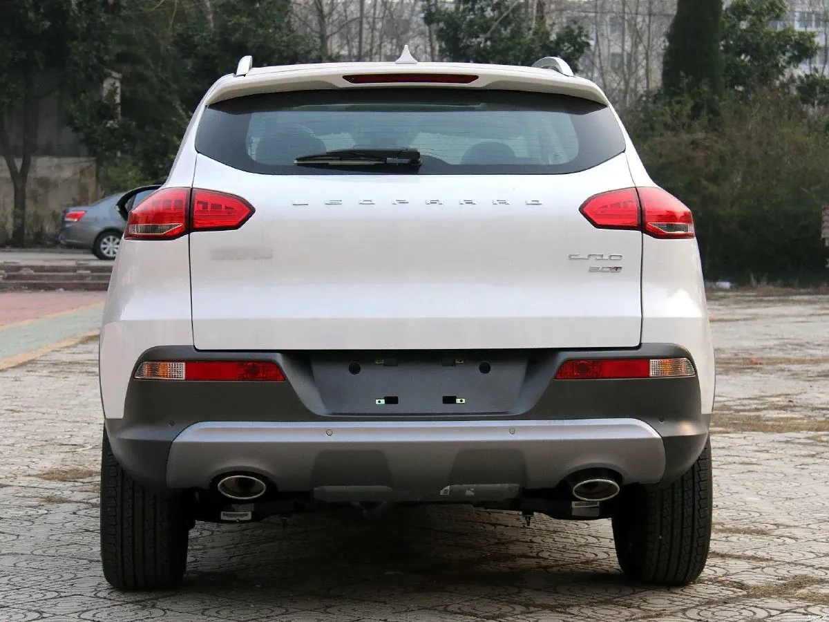 2017 Leopaard CS10 2.0T 177HP L4 6DCT,autocango,china used car exporter,china ev exporter,chinese used car exporter,chinese used ev exporter