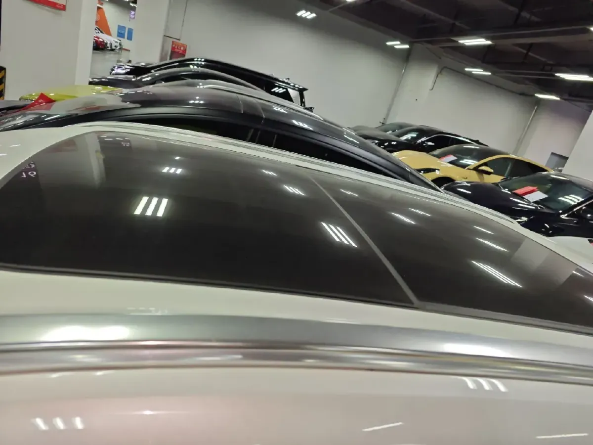 2019 Volvo XC60 PHEV 2.0T 320HP L4 8AT PHEV 10.1KWH,autocango,china used car exporter,china ev exporter,chinese used car exporter,chinese used ev exporter