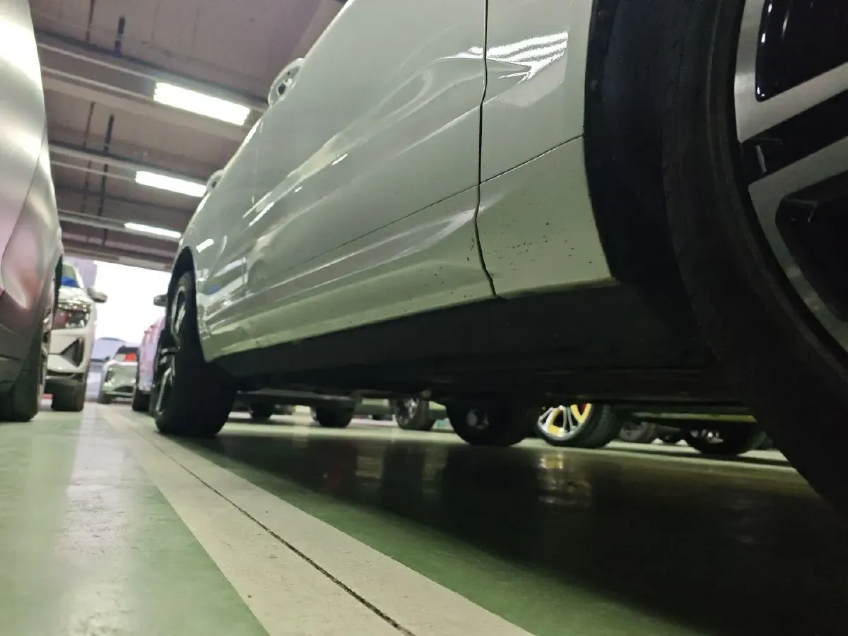 2019 Volvo XC60 PHEV 2.0T 320HP L4 8AT PHEV 10.1KWH,autocango,china used car exporter,china ev exporter,chinese used car exporter,chinese used ev exporter