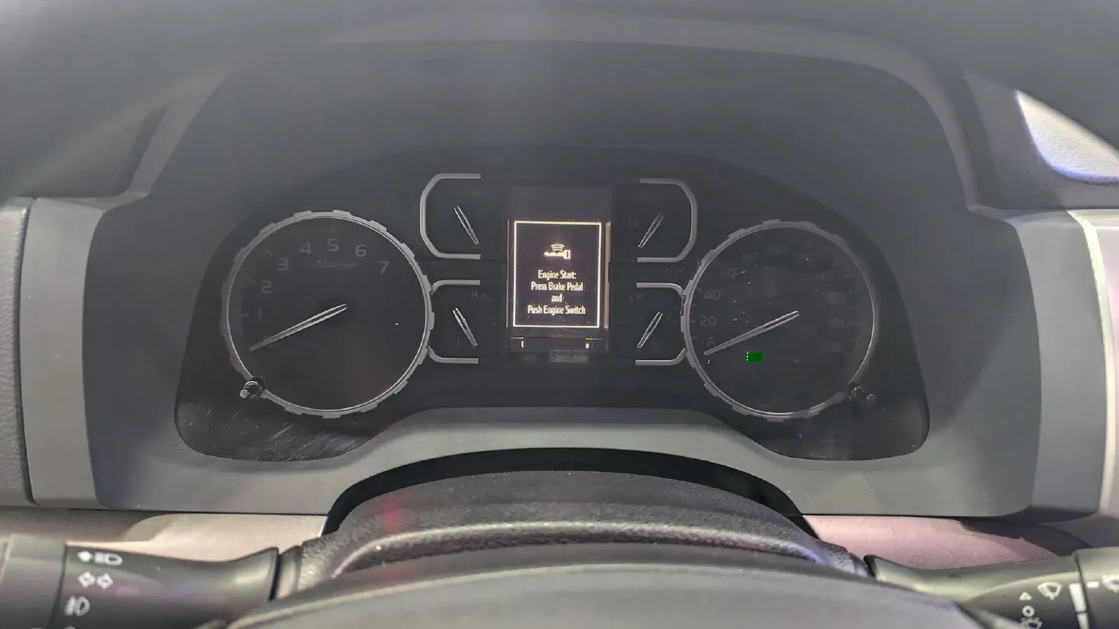 2014 Toyota Tundra 5.7L 386HP V8 6AT,autocango,china used car exporter,china ev exporter,chinese used car exporter,chinese used ev exporter