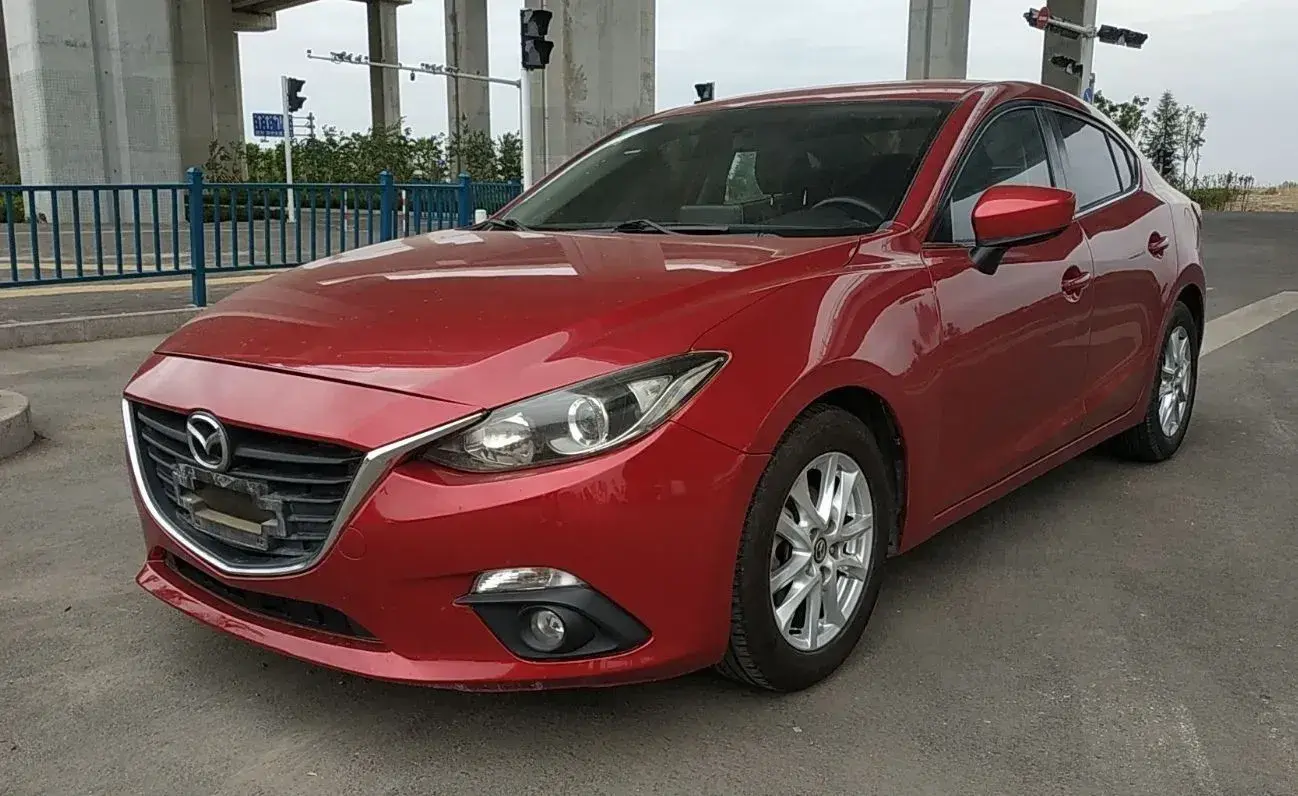 2016 Mazda 3 Axela 1.5L 117HP L4 6MT